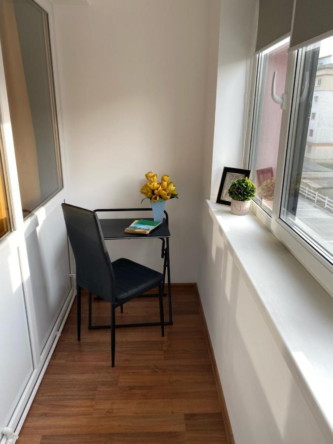 Mall Luxury Apartments Bacau Luaran gambar
