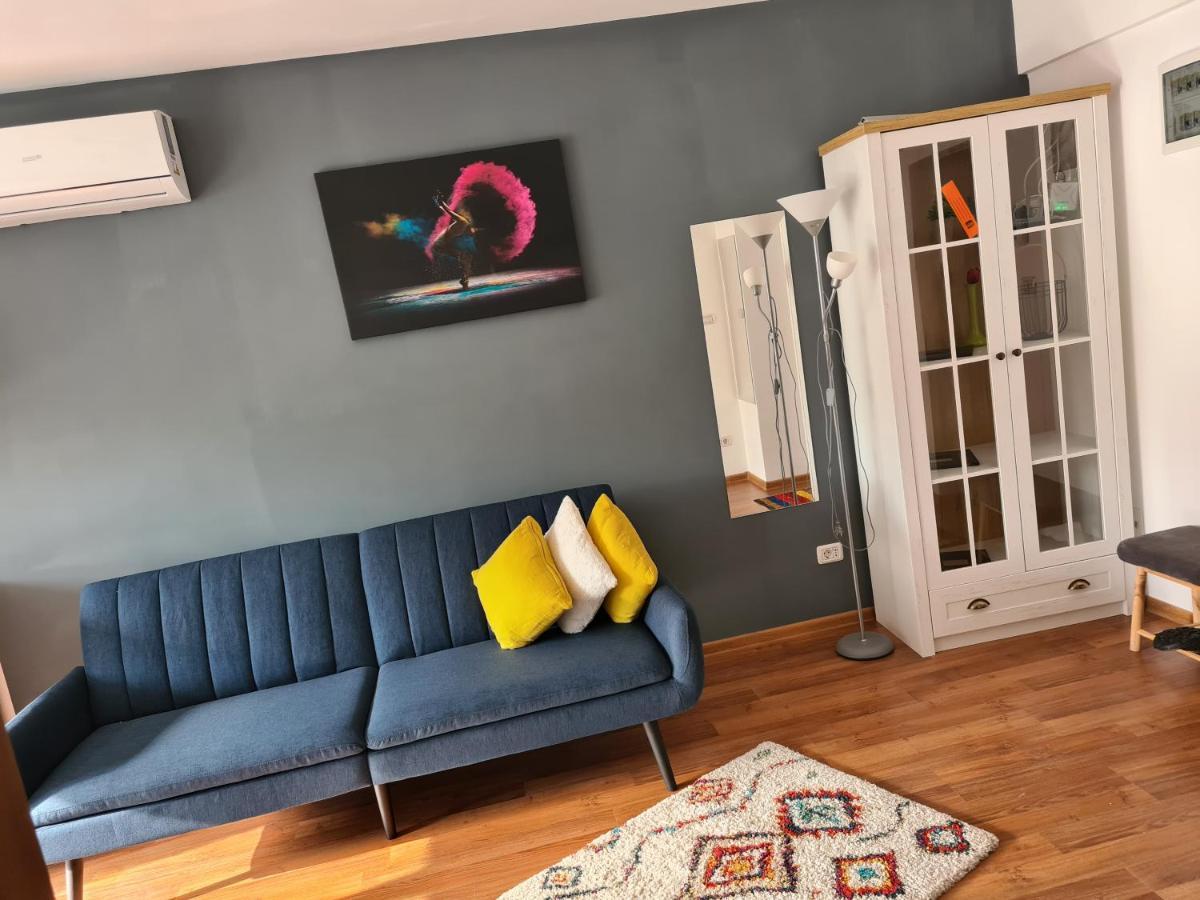 Mall Luxury Apartments Bacau Luaran gambar